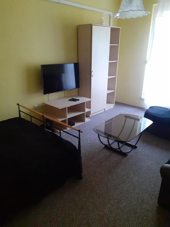 Jokai Apartman Бекешчаба Экстерьер фото